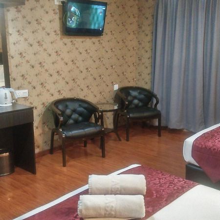 Classic Kinabalu Hotel Кота-Кинабалу Номер фото