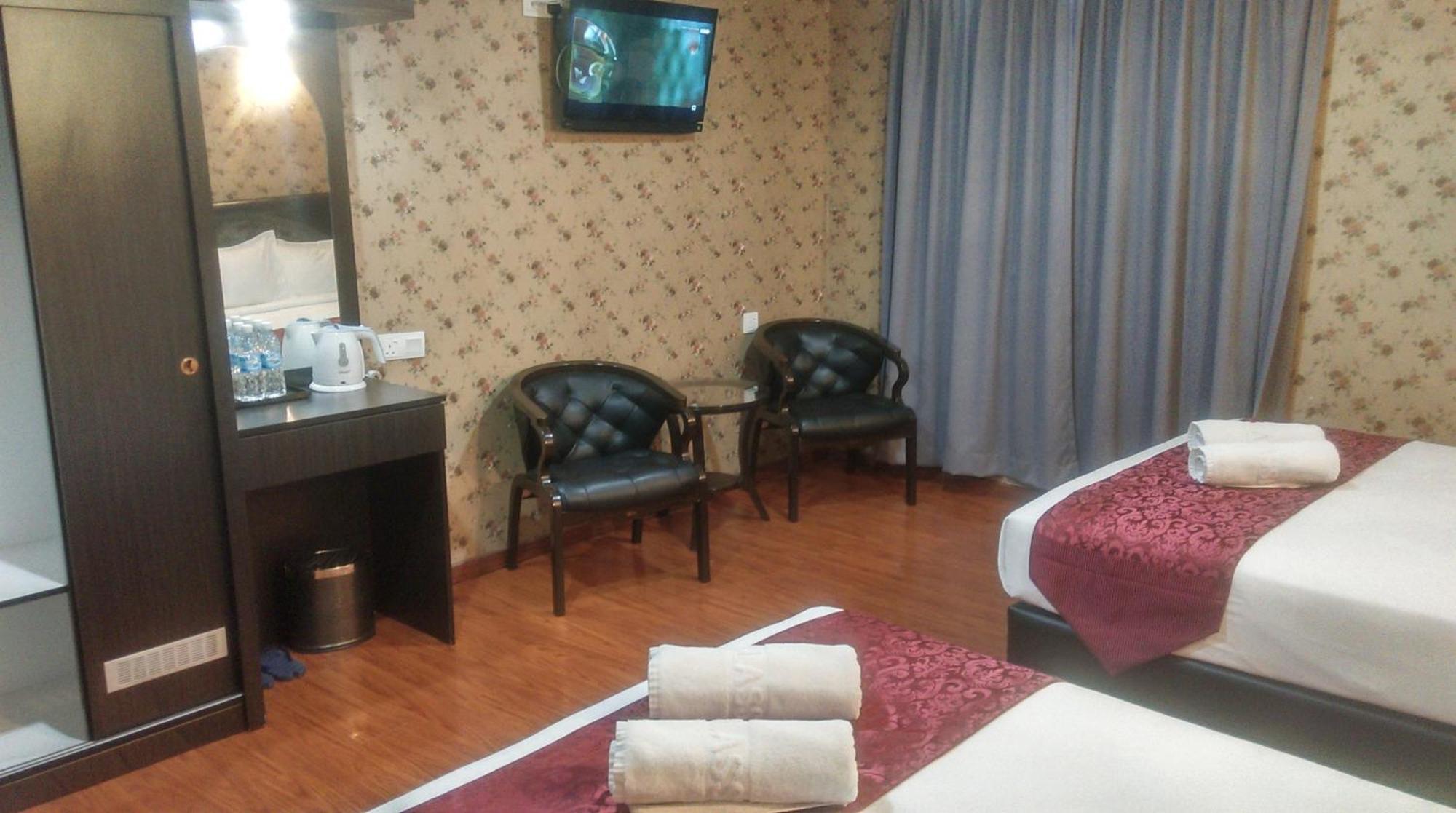 Classic Kinabalu Hotel Кота-Кинабалу Номер фото
