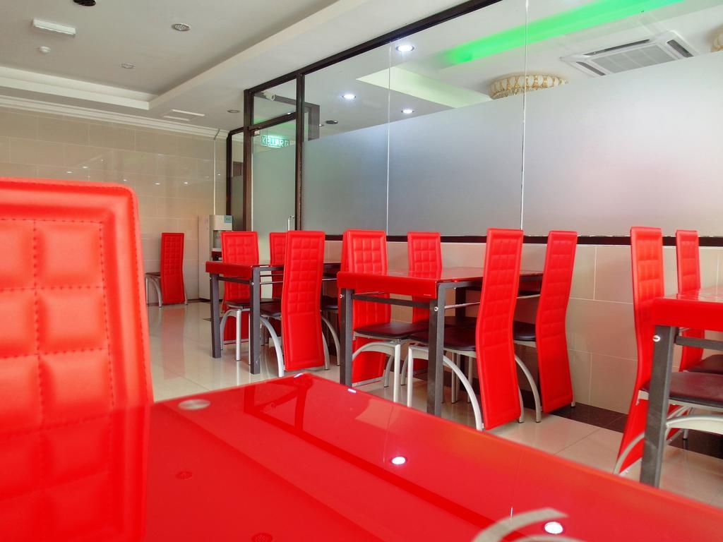 Classic Kinabalu Hotel Кота-Кинабалу Экстерьер фото