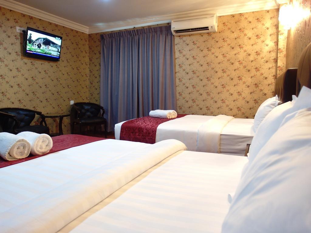 Classic Kinabalu Hotel Кота-Кинабалу Экстерьер фото