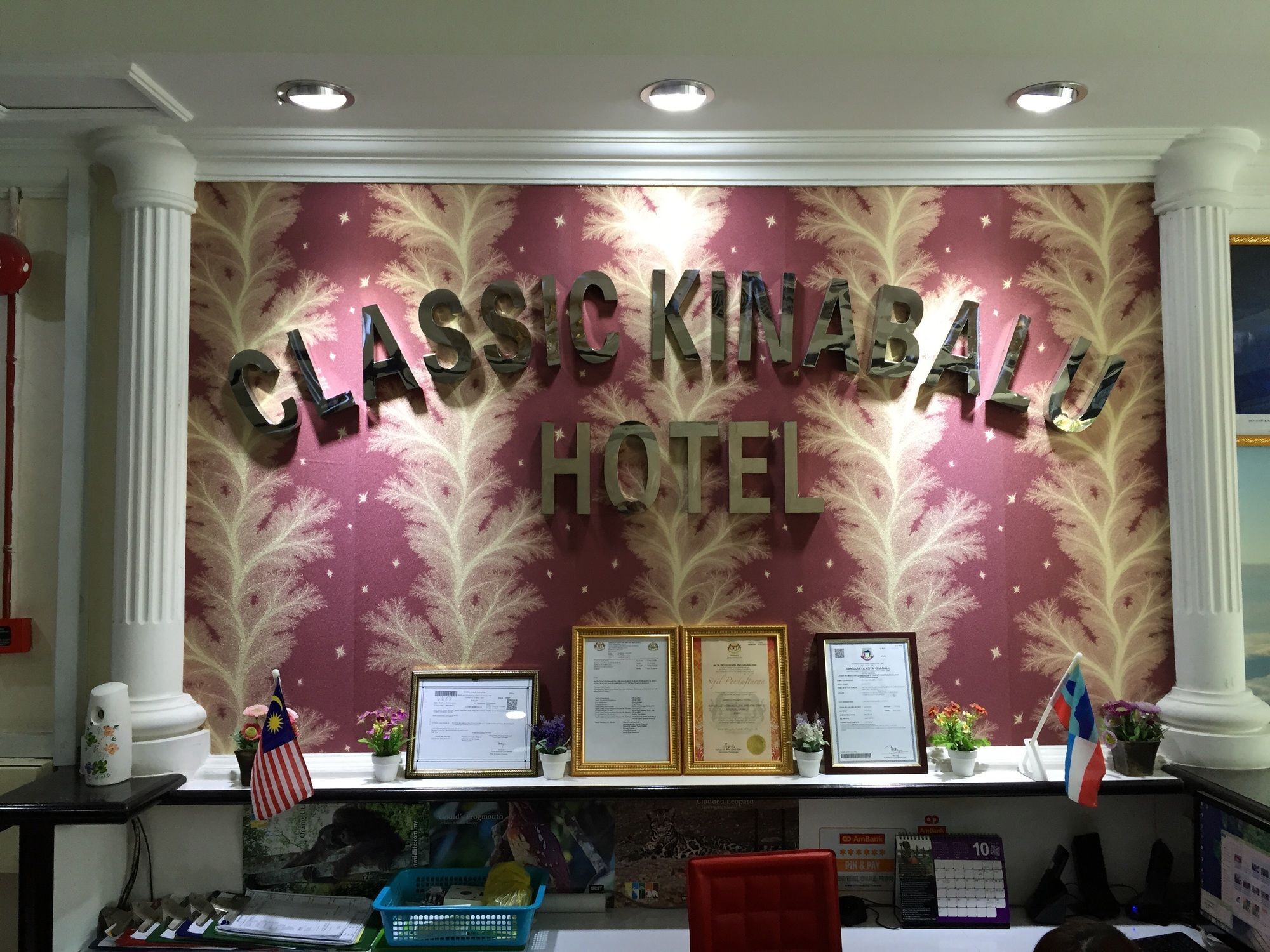 Classic Kinabalu Hotel Кота-Кинабалу Экстерьер фото