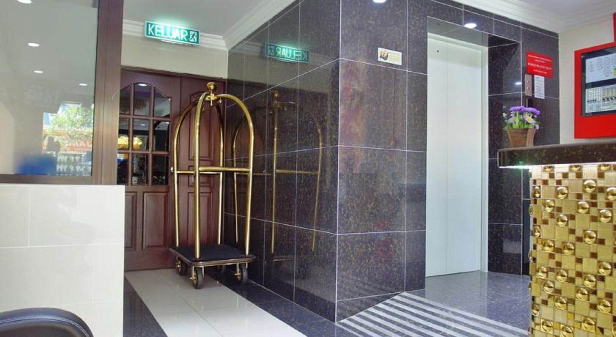 Classic Kinabalu Hotel Кота-Кинабалу Экстерьер фото